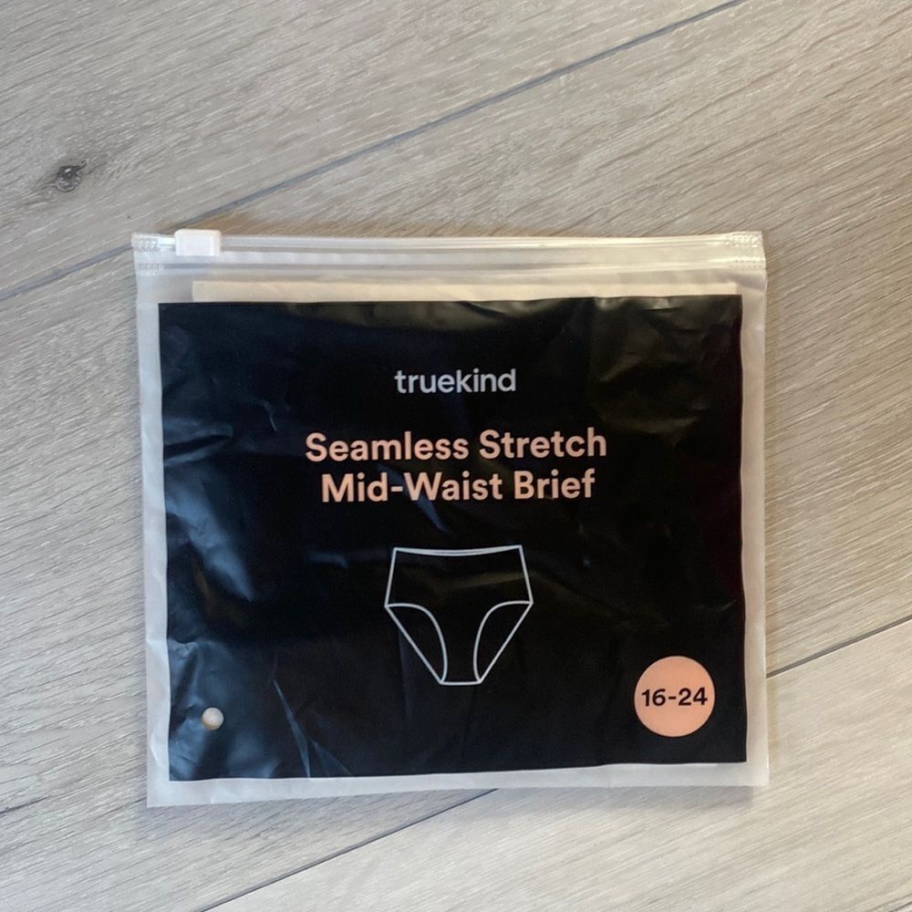 Truekind® Seamless Stretch Mid-Waist Brief - Sugarcane, Size 16-24 NWT